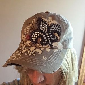 Women's baseball hat